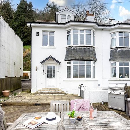 Uphigh - Elevated Family Home With Stunning River Views Dartmouth Kültér fotó